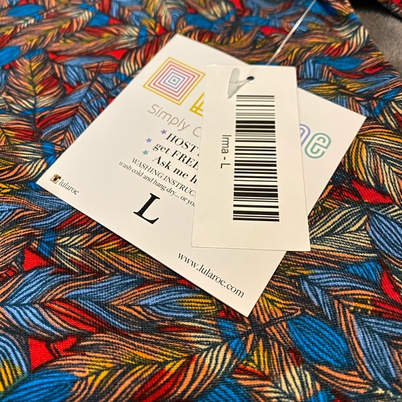 NWT Lularoe Irma Size Large - Picture 3 of 4